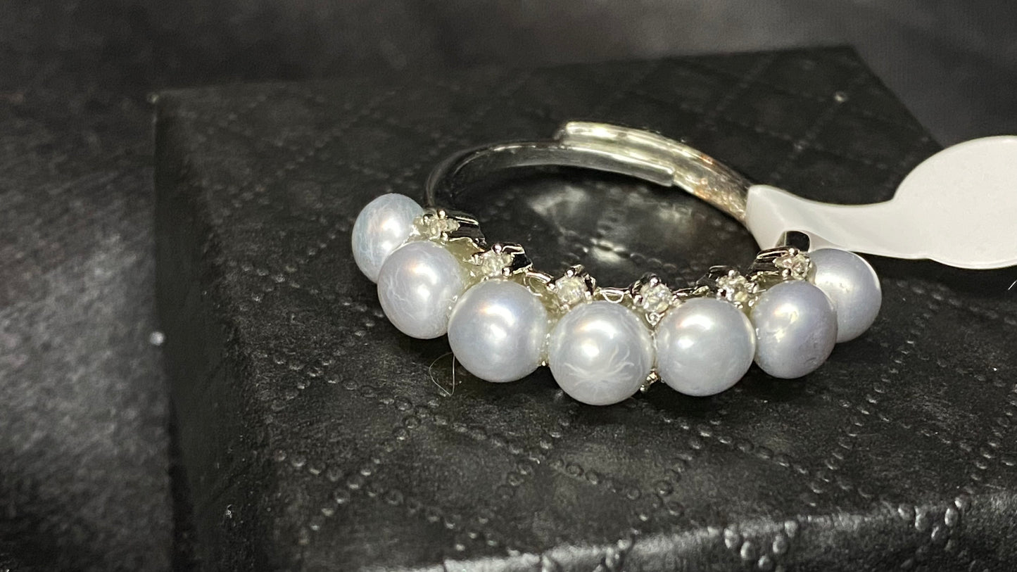 Pearl Rings in pure Silver