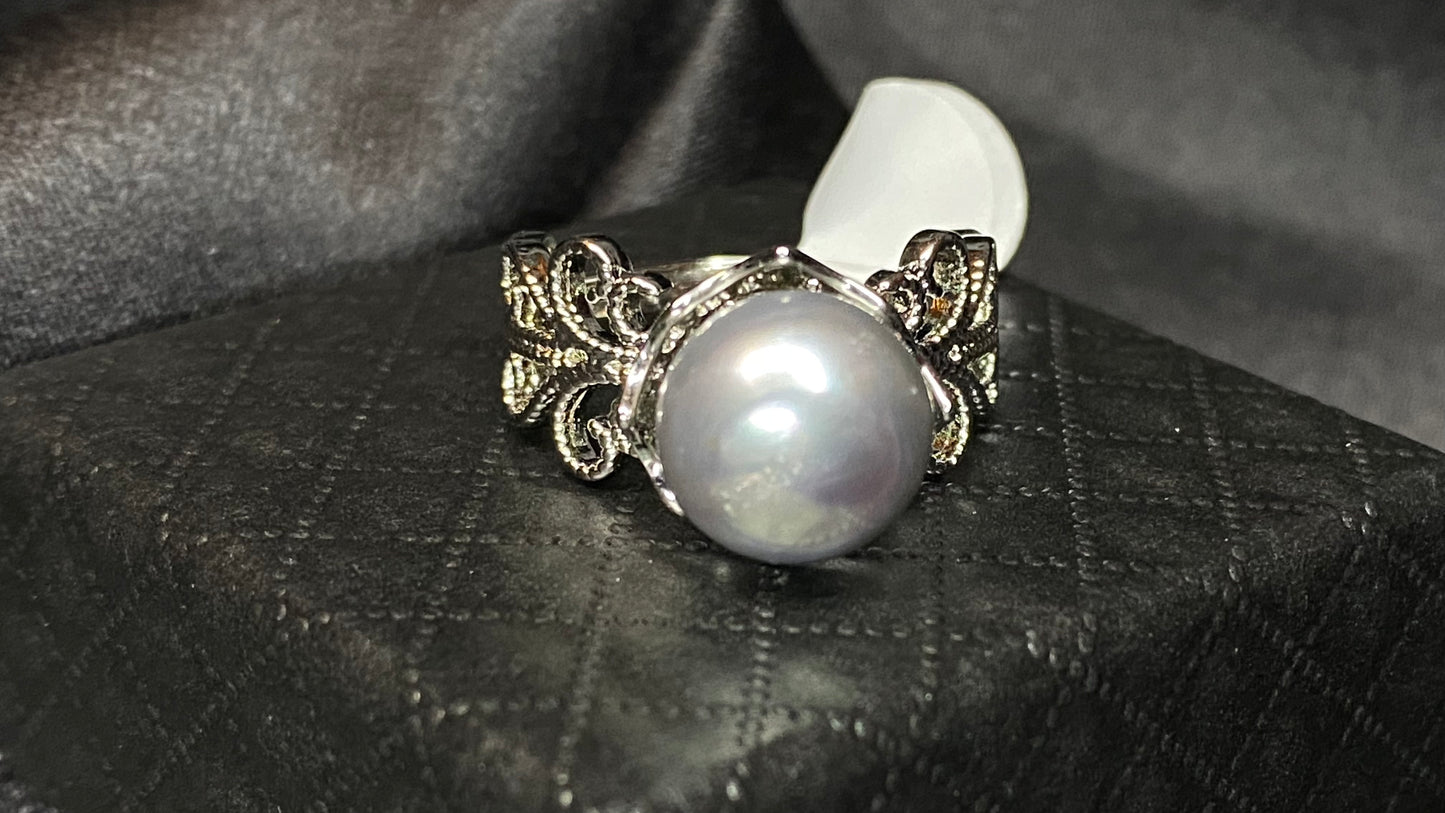 Pearl Rings in pure Silver